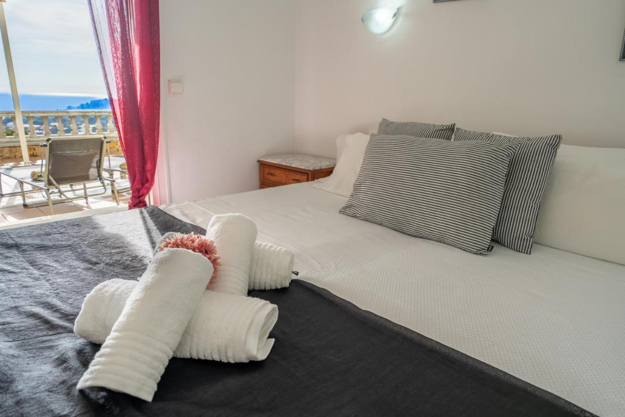 Villa Vista Lux, Piscina Privada Y Zona Exterior Con Vista Mar 滨海托萨 外观 照片